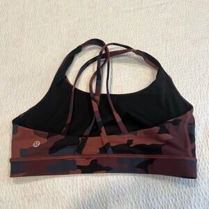 Lululemon energy bra camo smoky red size 8 women